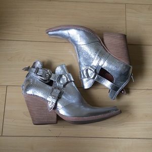 jeffrey campbell icon heel